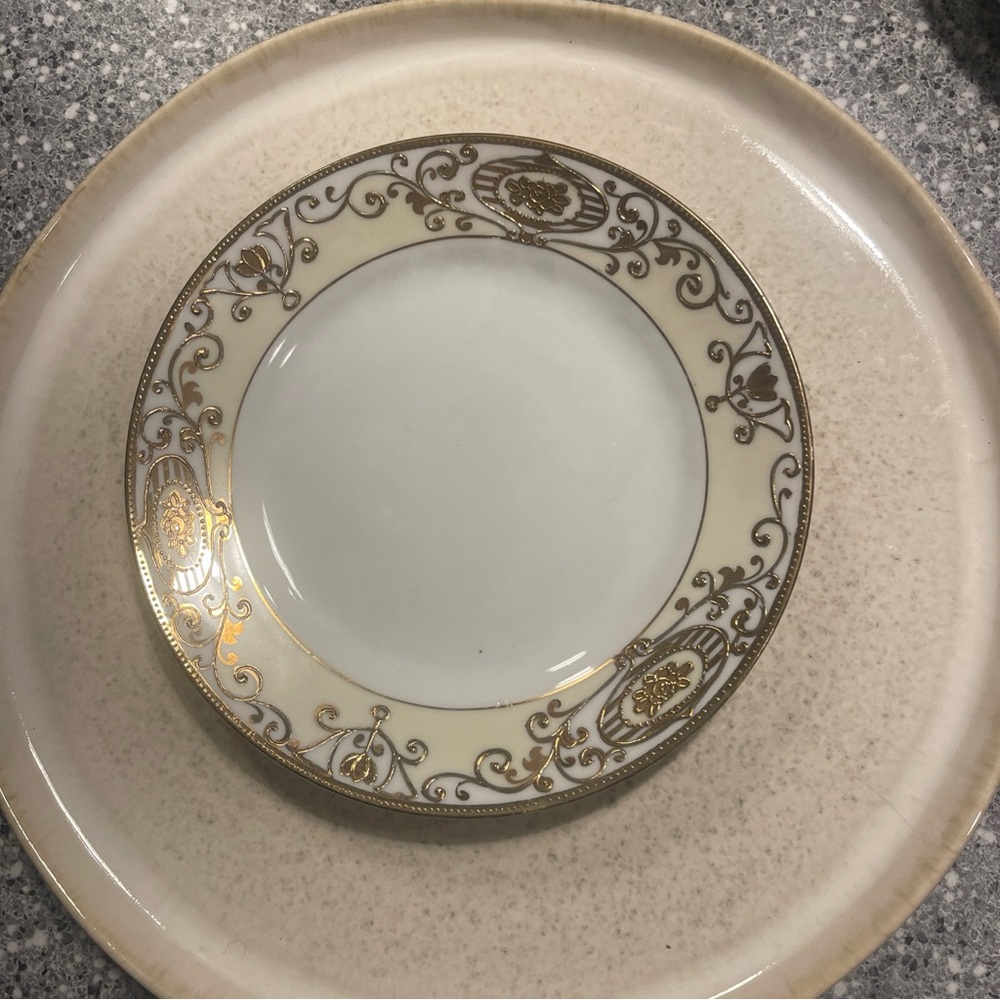 4 Hand Painted Pre-1921 Noritake 175 Christmas Ball 6.5” Plates Morimura Nippon